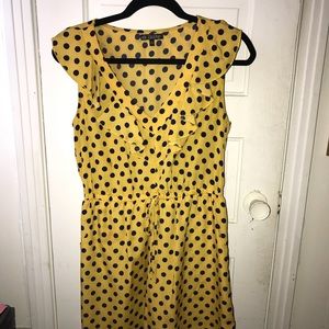 Yellow Polk a Dot Dress | Size Large (Juniors)